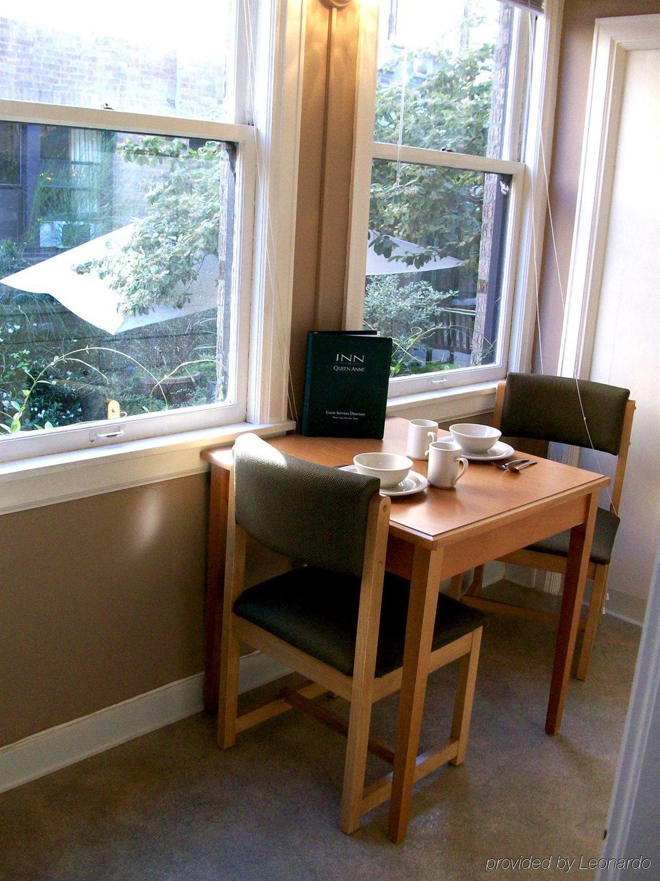 Inn At Queen Anne Seattle Room photo